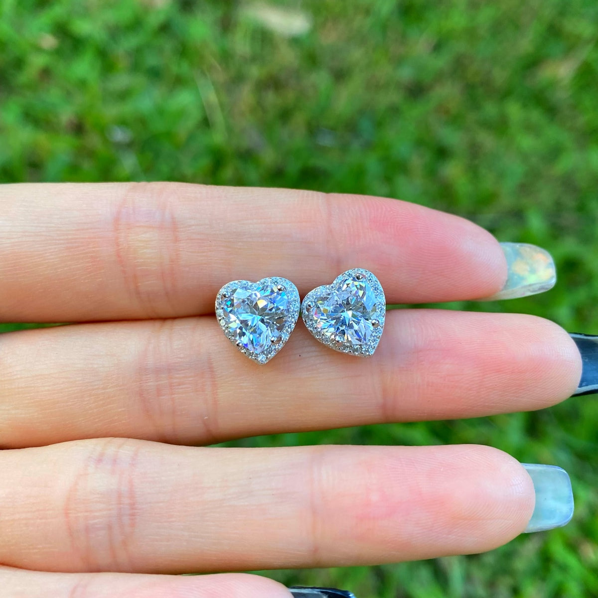 [Polaidi Jewelry]Sparkling Heart Shape Lover Earrings