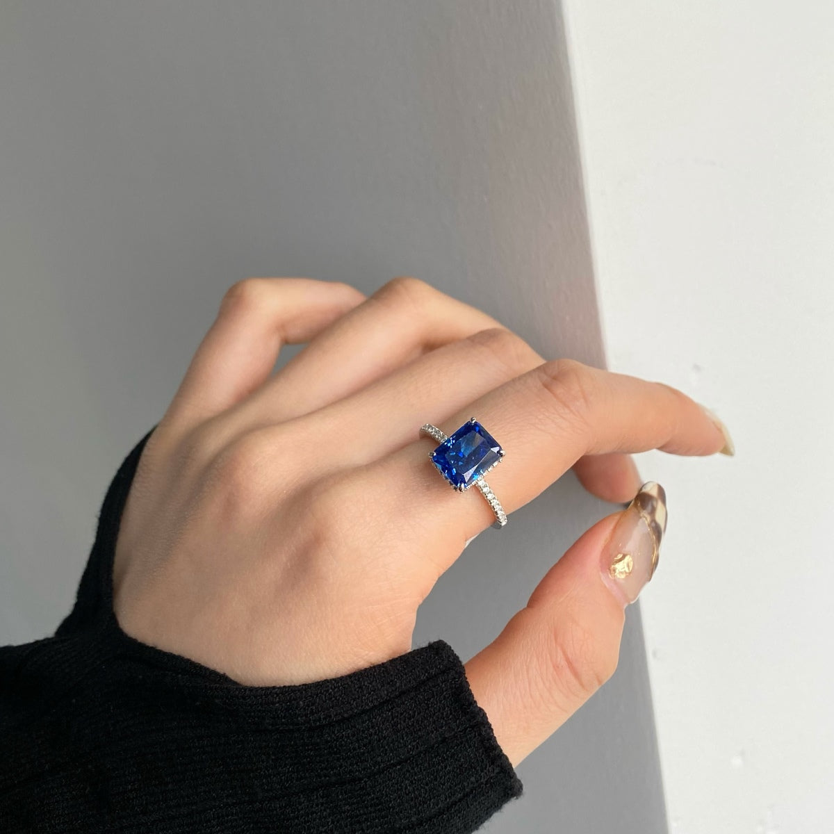 [Polaidi Jewelry]4.0 Carat Luxurious Engagement Ring