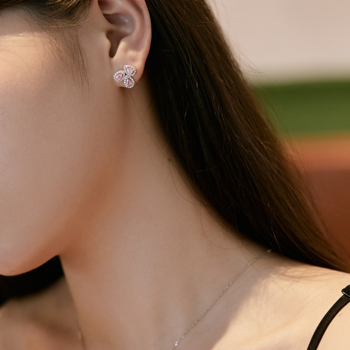 [Polaidi Jewelry]Ornate Flower Shape Pear Cut Lover Earrings