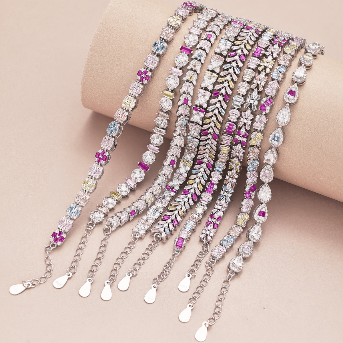 [Polaidi Jewelry]Unique Colorful Flower Shape Daily Bracelet