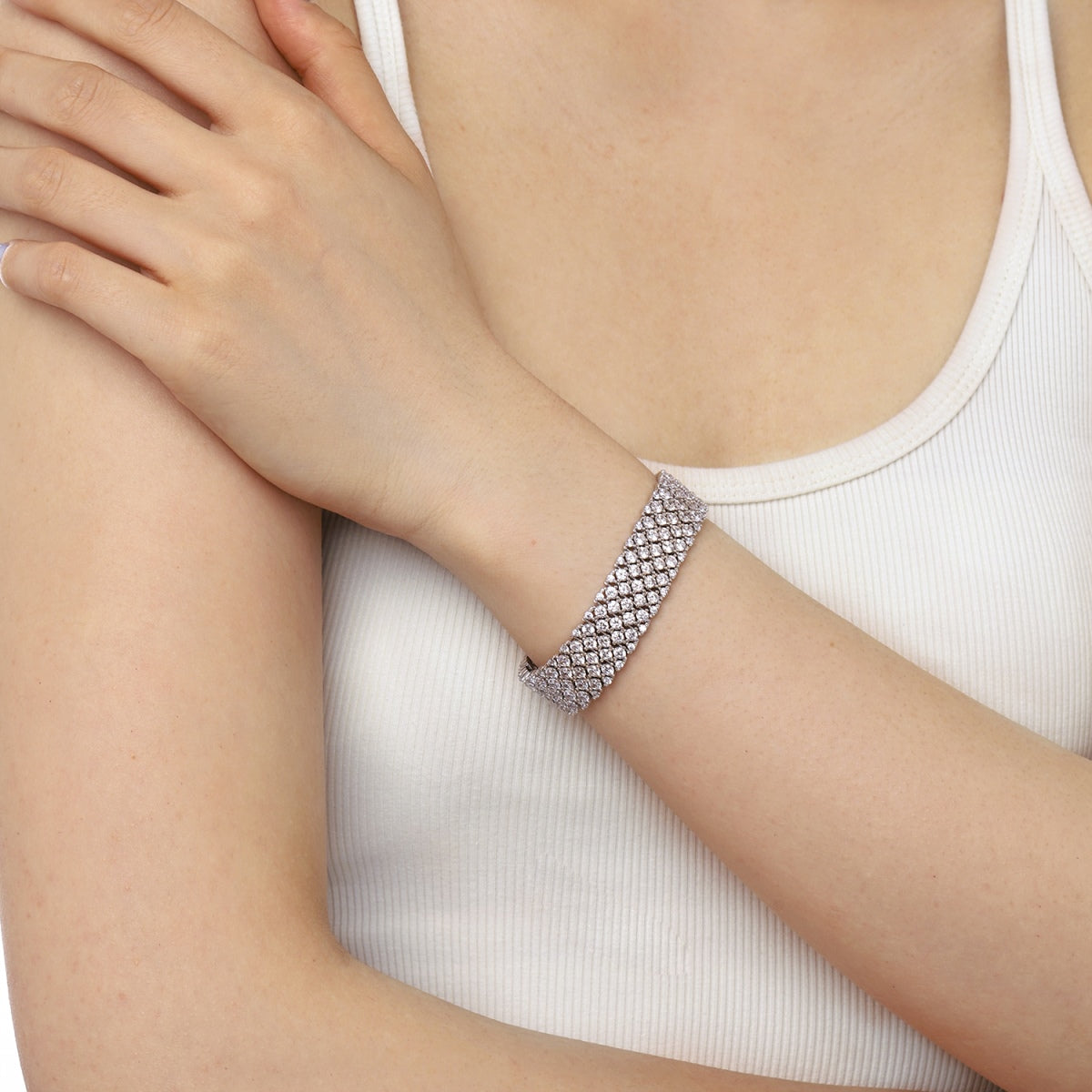 [Polaidi Jewelry]Ornate Elegant Round Cut Party Bracelet