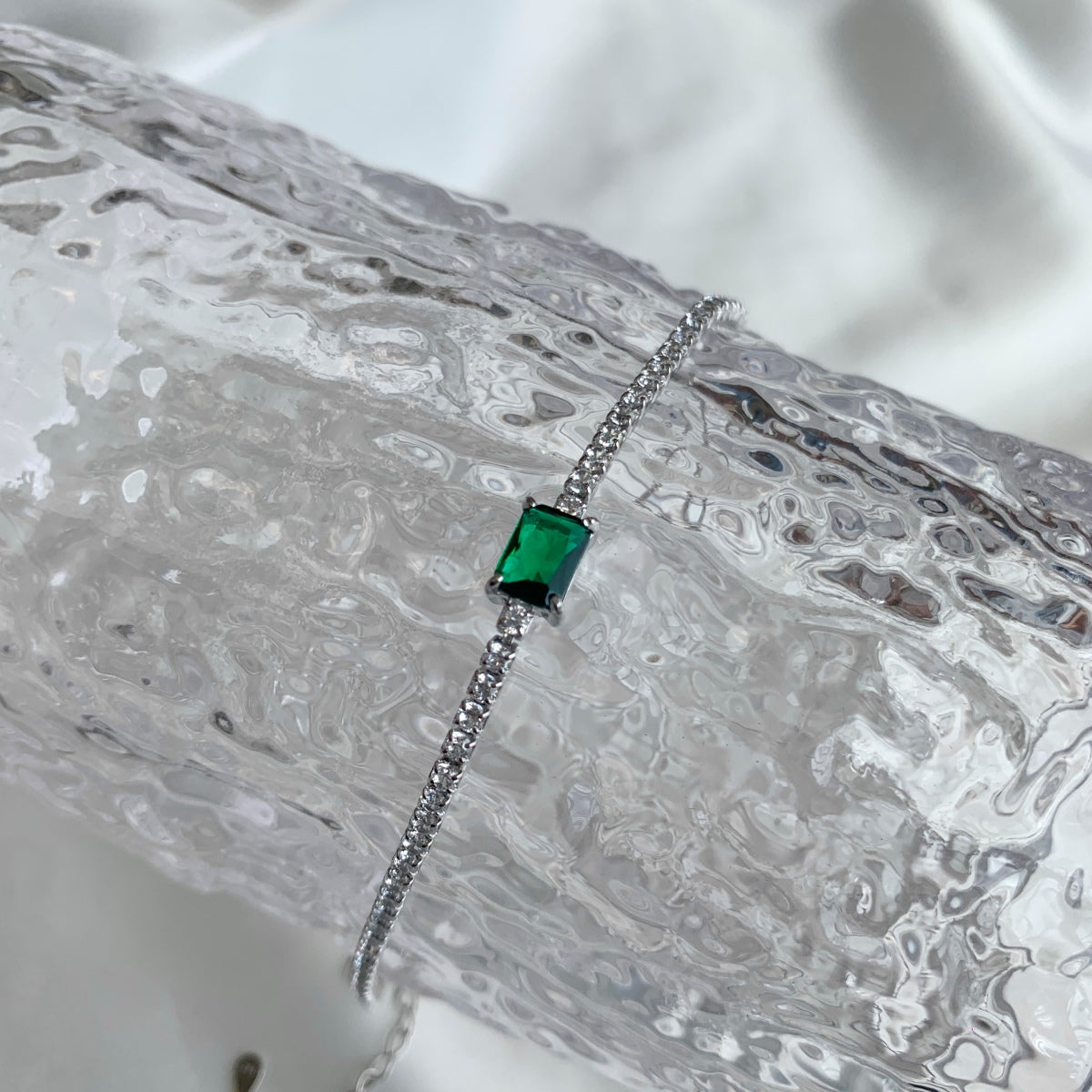 [Polaidi Jewelry]1.0 Carat Unique Emerald Cut Banquet Bracelet