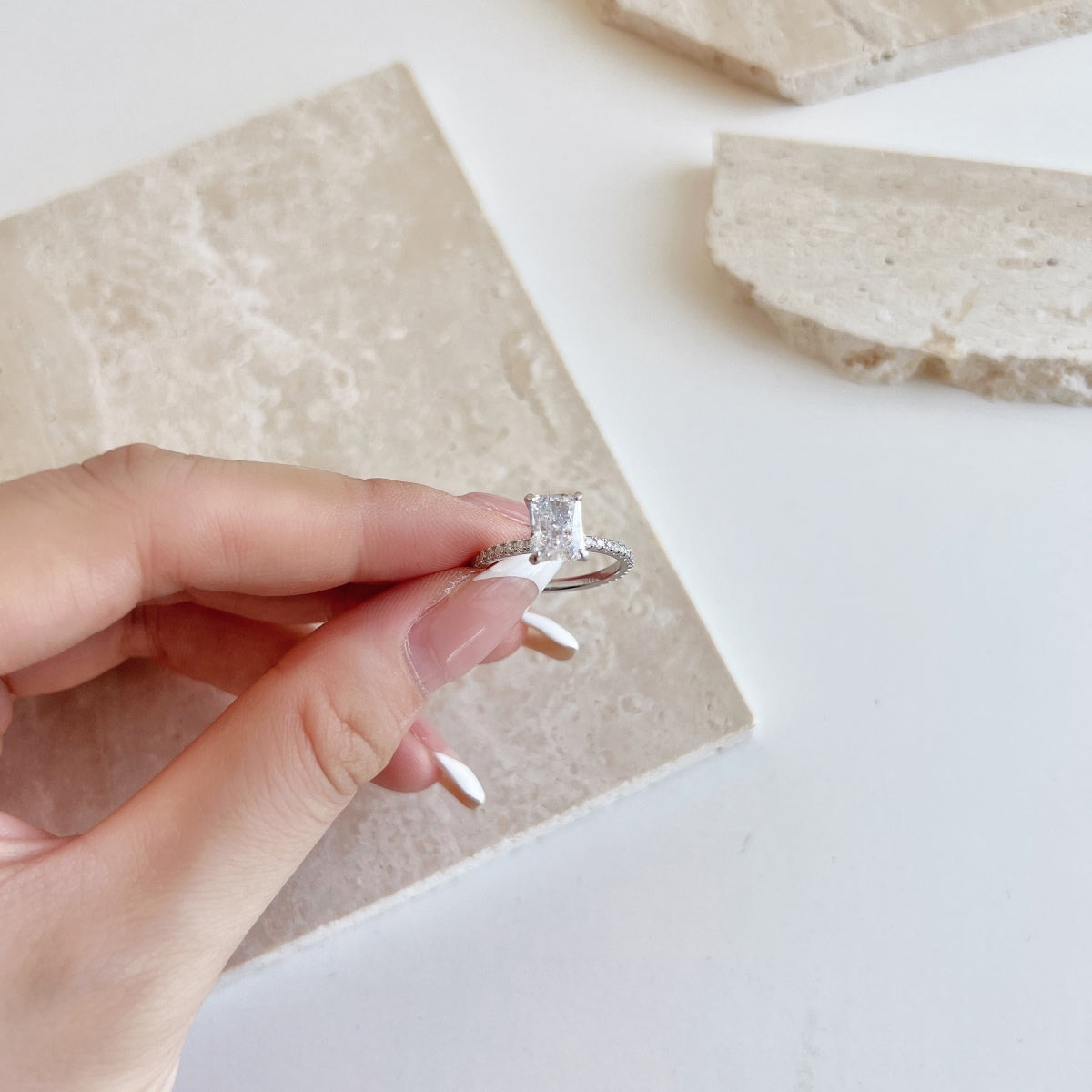 [Polaidi Jewelry]2.0 Carat Dazzling Sparkling Radiant Cut Party Ring