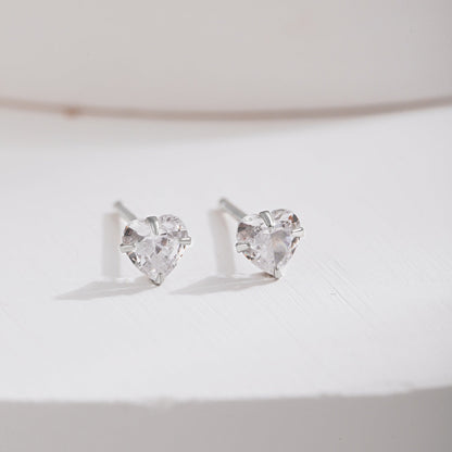 [Polaidi Jewelry]Sparkling Heart Shaped Simple Earrings