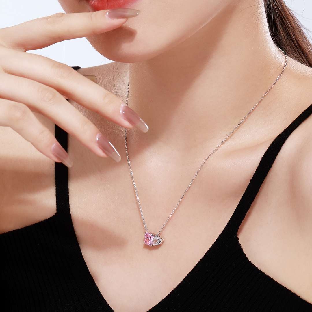 [Polaidi Jewelry]Dazzling Square & Heart Shape Necklace