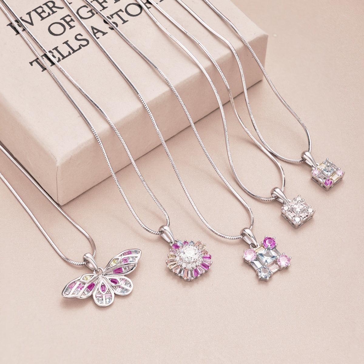 [Polaidi Jewelry]Charming Flower Colorful Necklace
