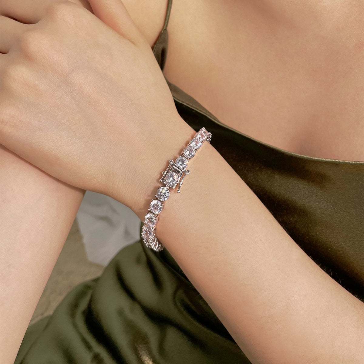 [Polaidi Jewelry]0.75 Carat Dazzling Round Cut Wedding Bracelet