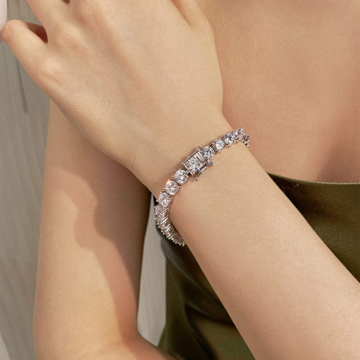 [Polaidi Jewelry]0.75 Carat Dazzling Round Cut Wedding Bracelet