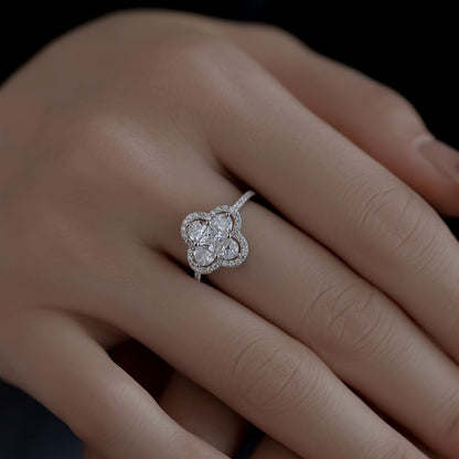 [Polaidi Jewelry]Luxurious Eternity Flower Shape Banquet Ring
