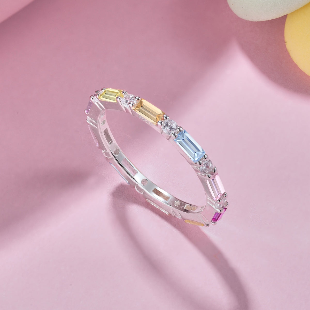 [Polaidi Jewelry]Lively In Shades Elegant Radiant Cut Daily Ring