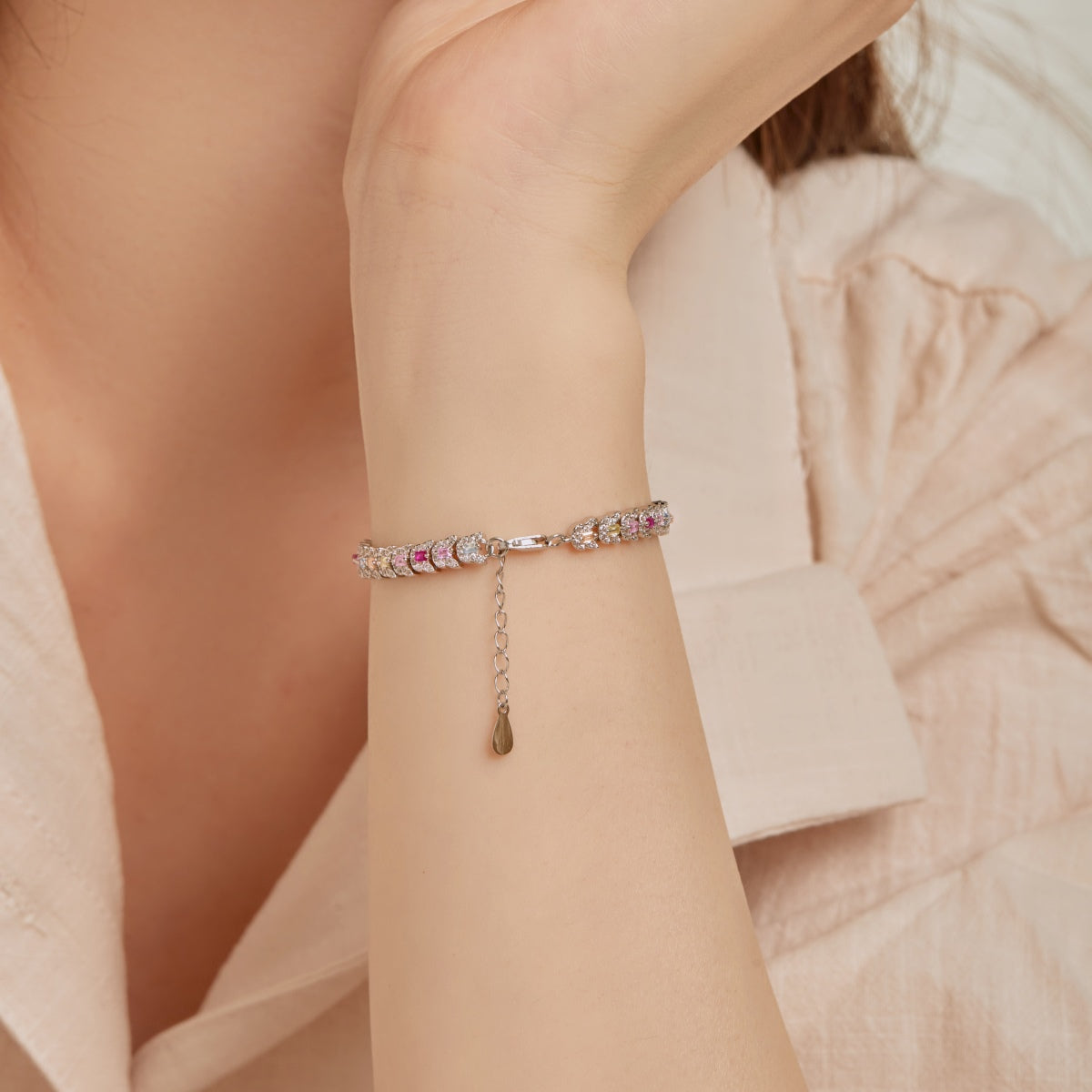 [Polaidi Jewelry]Delicate Colorful Multi Cut Daily Bracelet