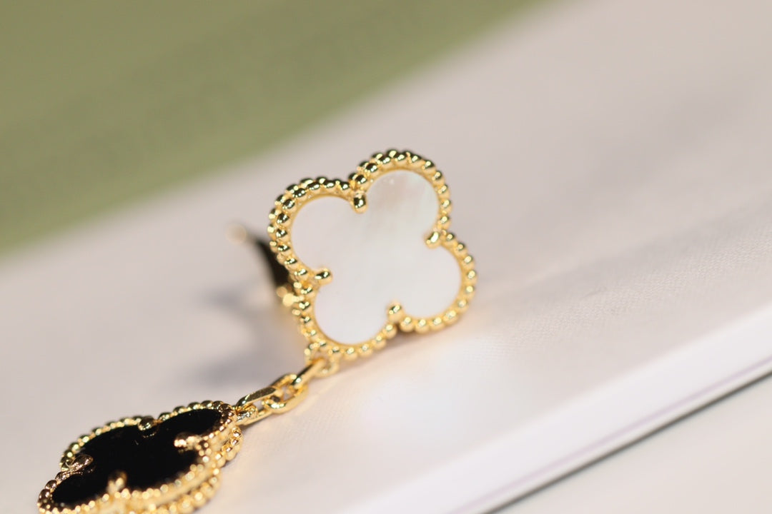 [：Polaidi Jewelry]CLOVER EARRINGS GOLD ONYX MOP 3 MOTIF