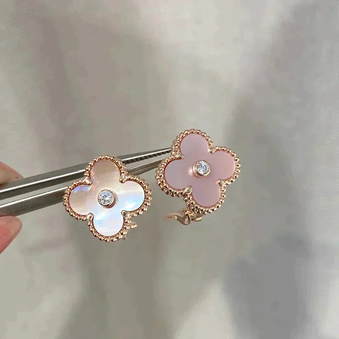 [Polaidi Jewelry]CLOVER MEDIUM 1 MOTIFS  PINK MOP DIAMOND EARRINGS