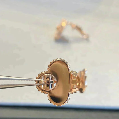 [：Polaidi Jewelry]クローバー ミディアム 1モチーフ グレーマザーオブパール ダイヤモンドピアス