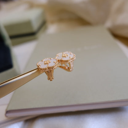 [Polaidi Jewelry]LUCKY WHITE MOP EARRINGS