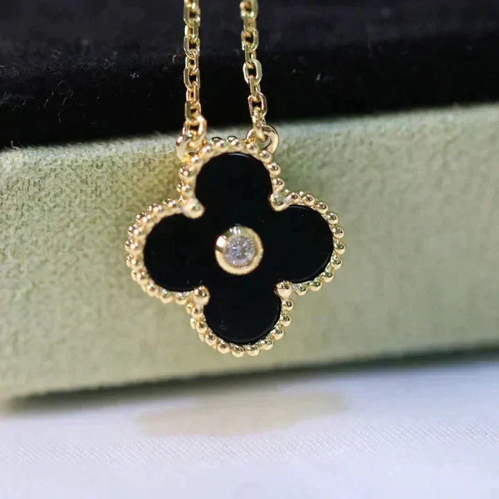 [Polaidi Jewelry]CLOVER 15MM DIAMOND ONYX NECKLACE