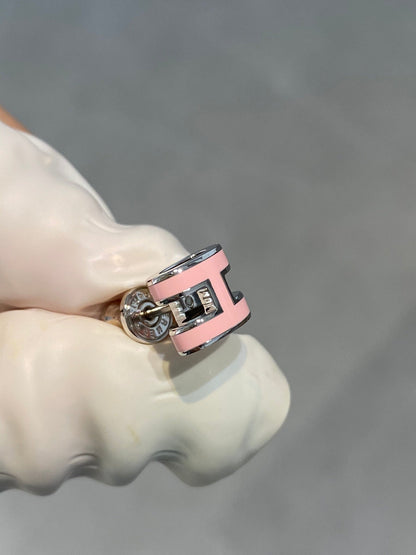 [：Polaidi Jewelry]MINI POP H SILVER EARRINGS PINK