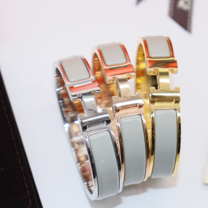 [：Polaidi Jewelry]H LIGHT BLUE BRACELET