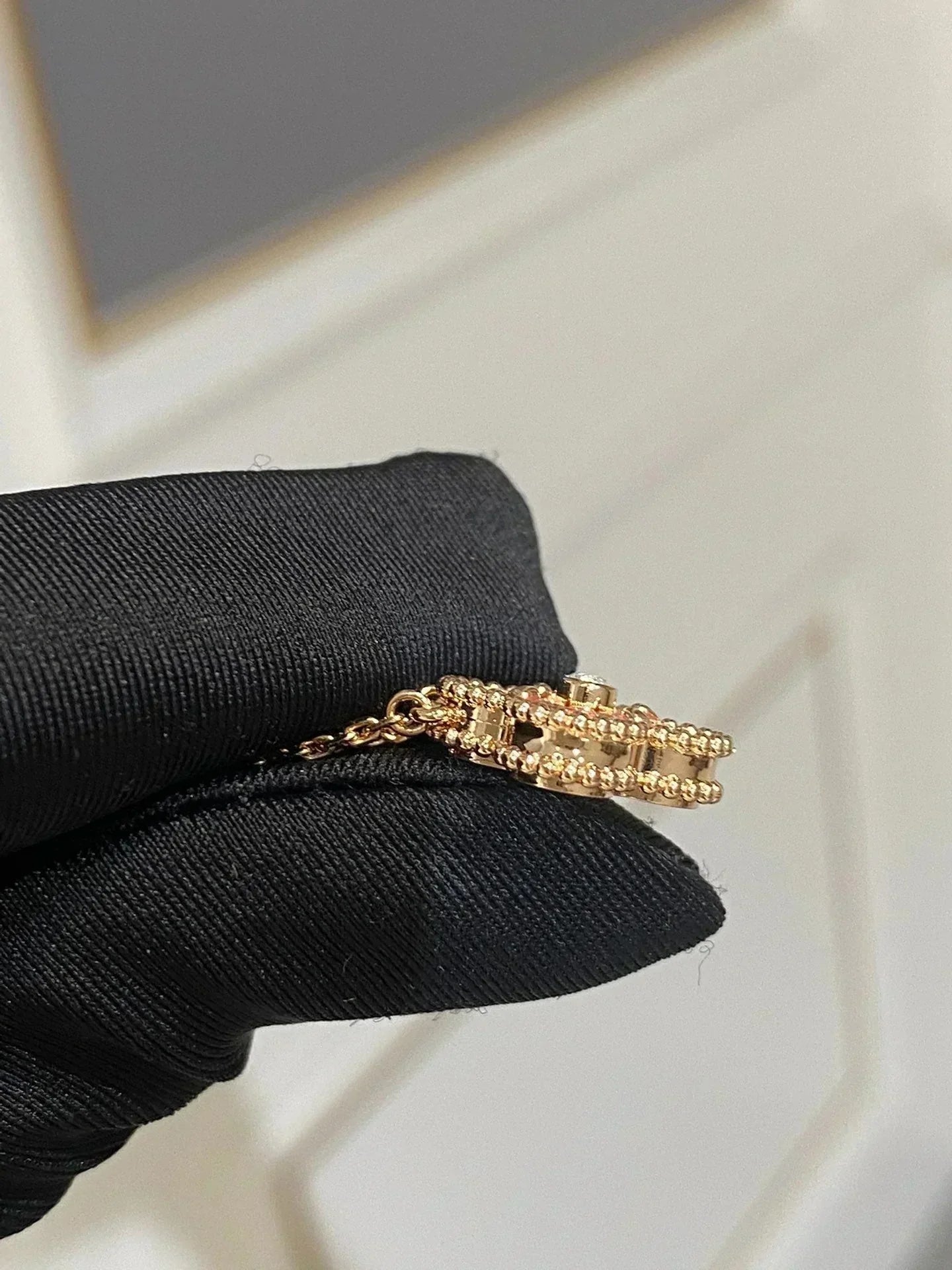 [：Polaidi Jewelry]CLOVER 15MM DIAMOND RHODONITE NECKLACE