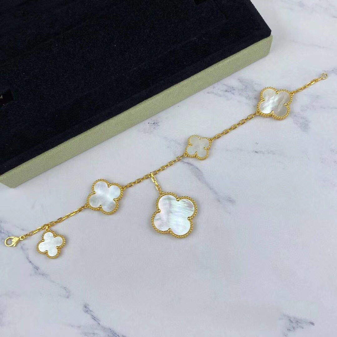 [：Polaidi Jewelry]マジック クローバー マザーオブパール ブレスレット 5モチーフ