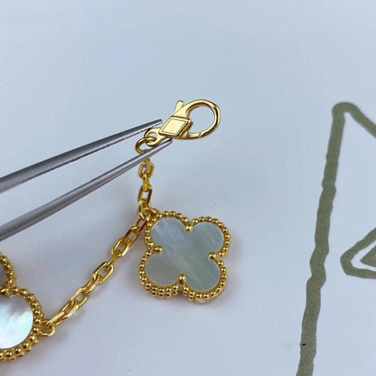 [：Polaidi Jewelry]マジック クローバー マザーオブパール ブレスレット 5モチーフ