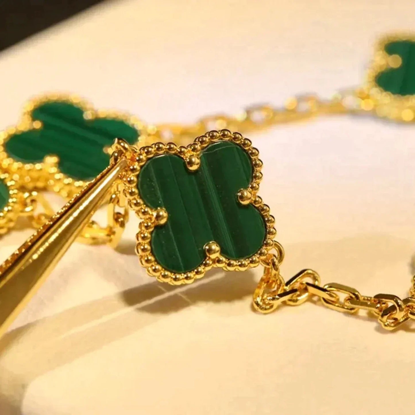 [Polaidi Jewelry] CLOVER 5 MOTIF MALACHITE BRACELET COLLECTION