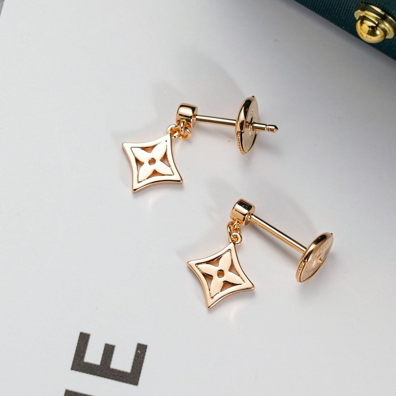 [Polaidi Jewelry]STAR EARRINGS GOLD