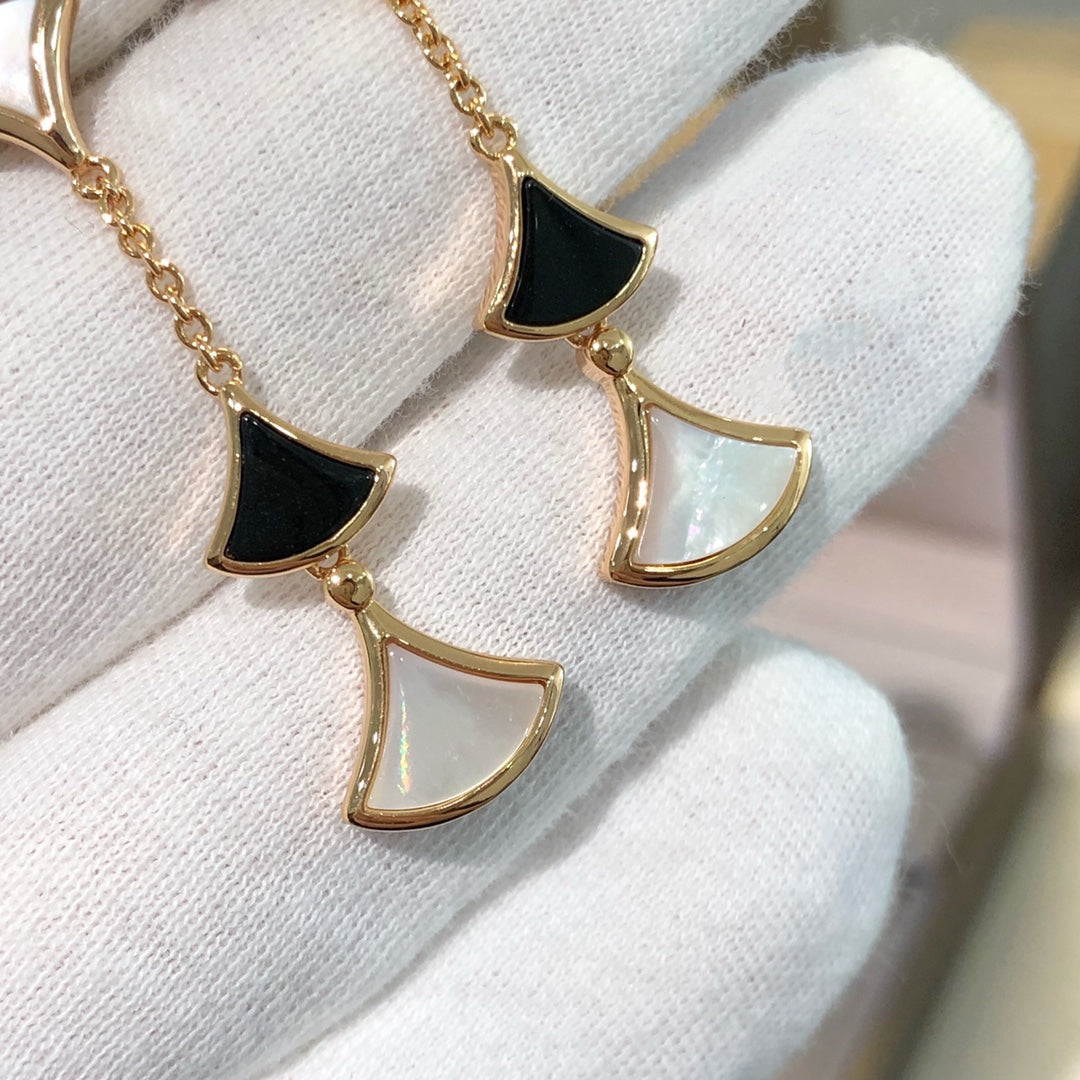 [Polaidi Jewelry]DREAM EARRINGS 3 MOTIFS ONYX MOP PINK GOLD