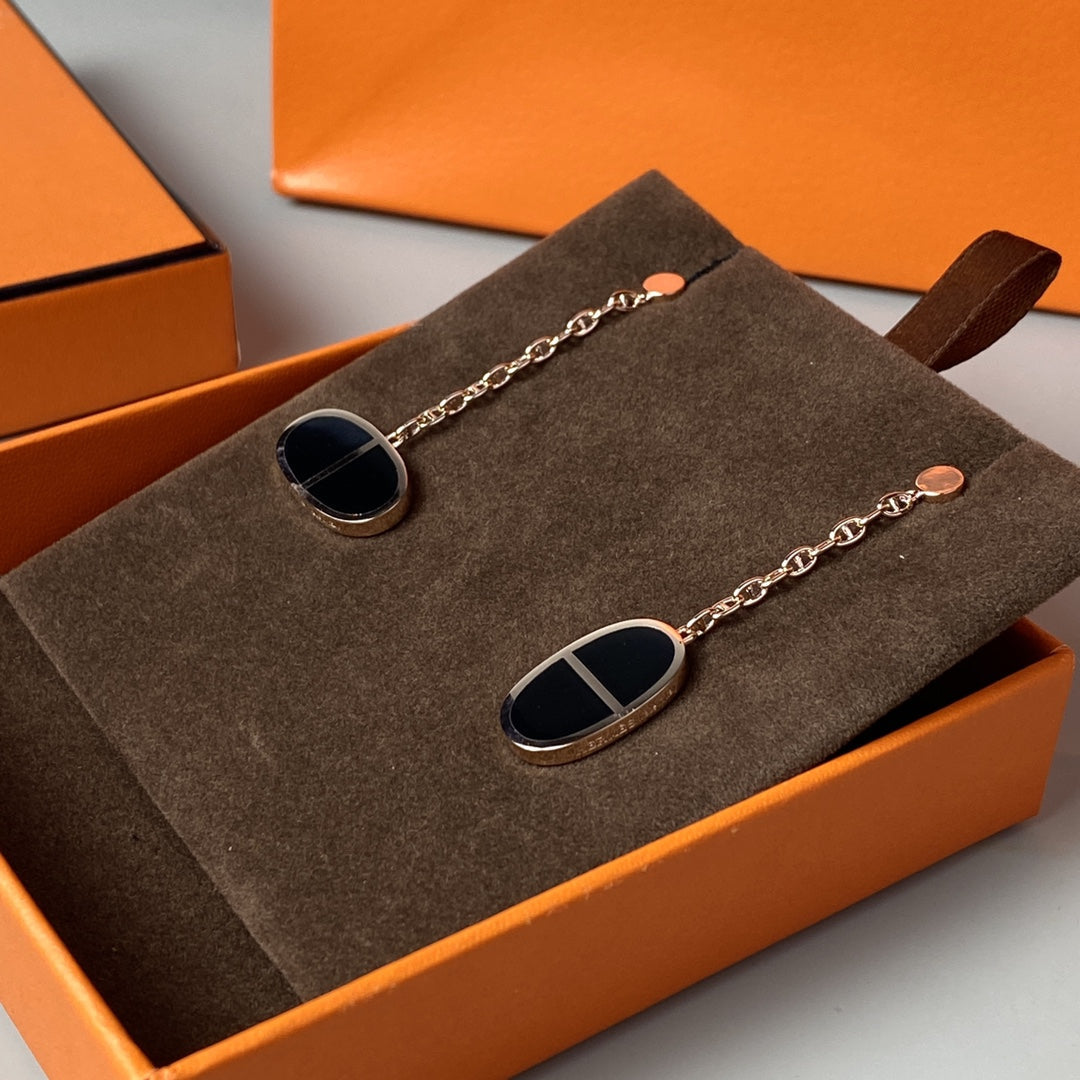 [：Polaidi Jewelry]CHAINE VERSO ブラックセラミック イヤリング