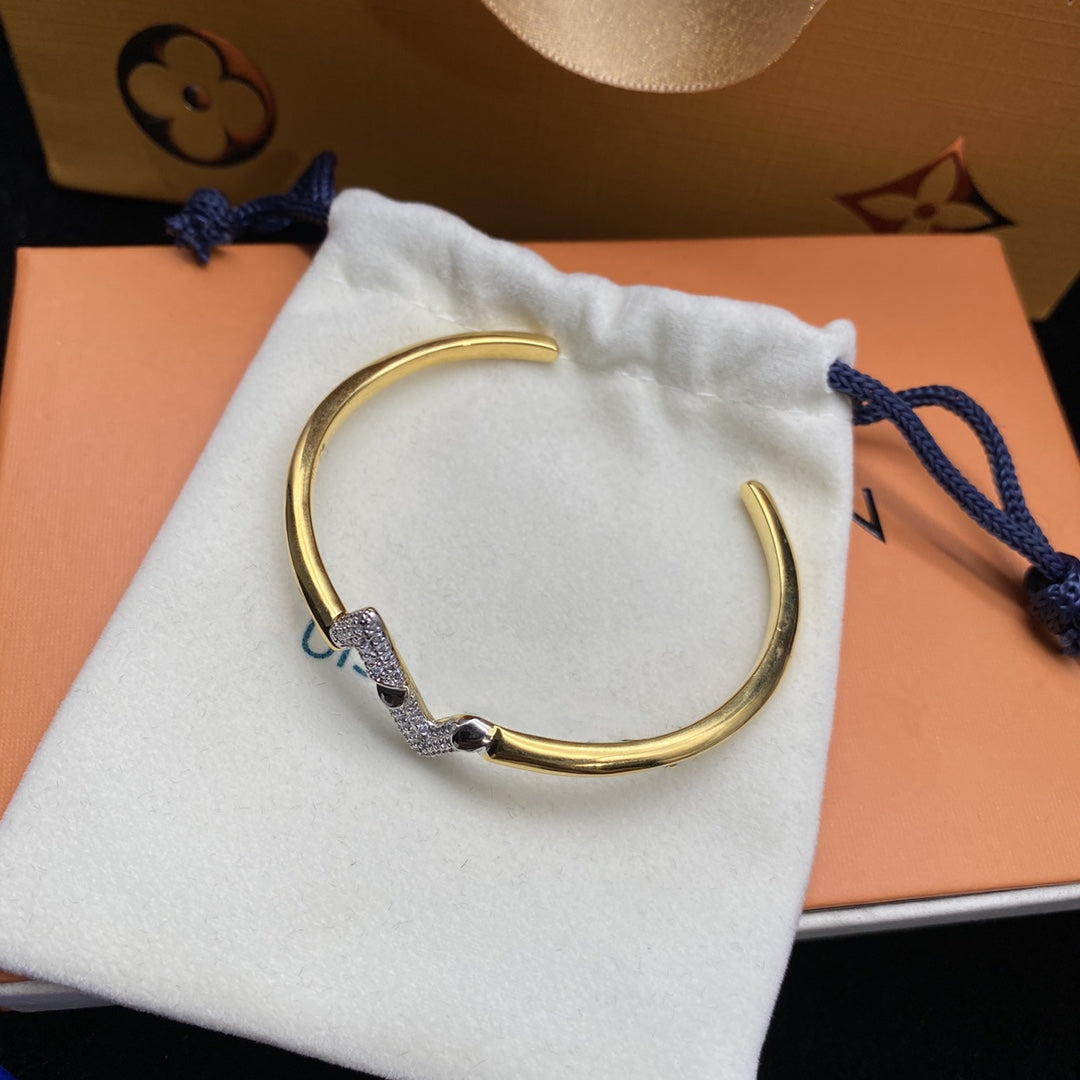 [Polaidi Jewelry]VOLTE UPSITE DOWN DIAMOND GOLD OPEN BRACELET