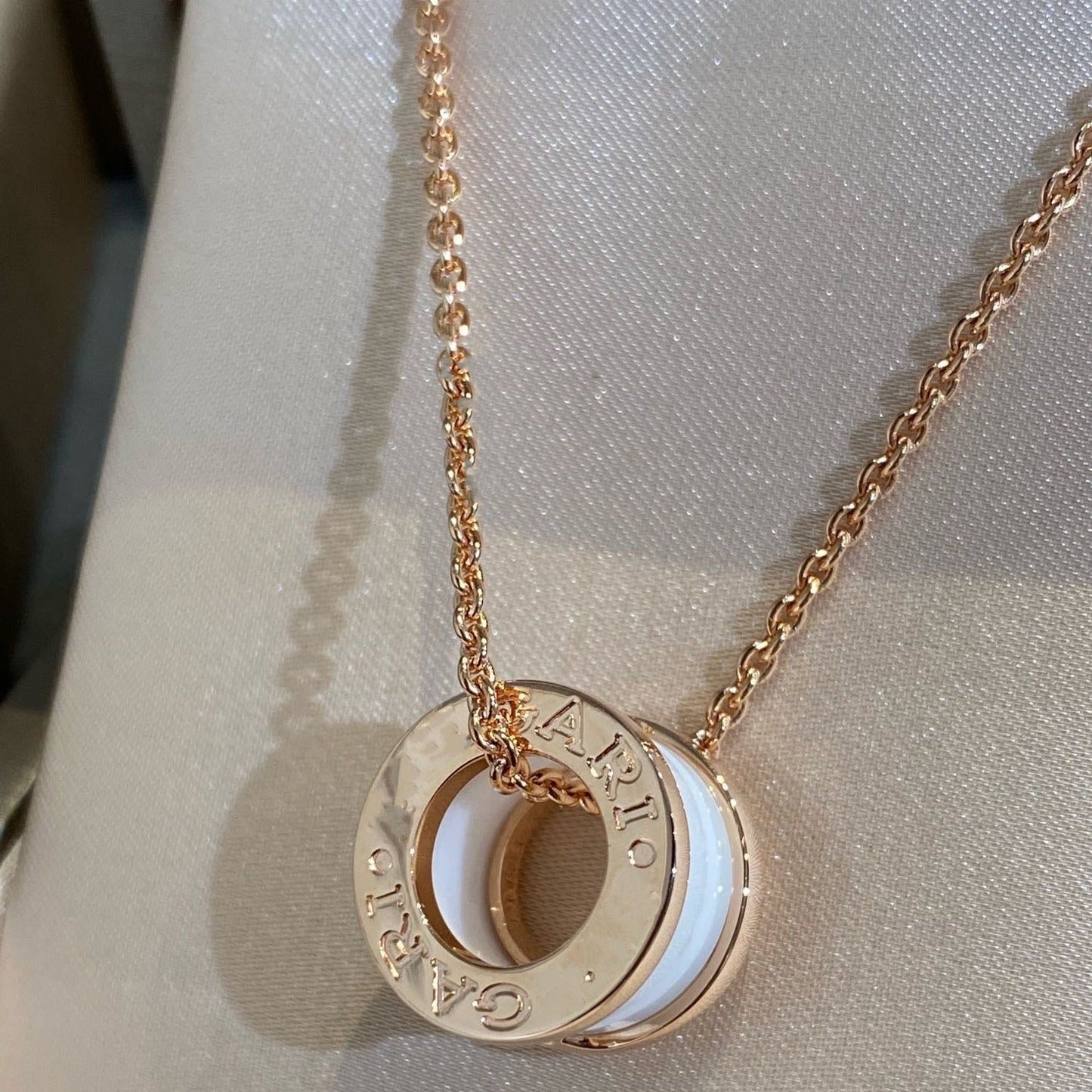 [Polaidi Jewelry]ZERO 1 WHITE CERAMIC PINK GOLD NECKLACE