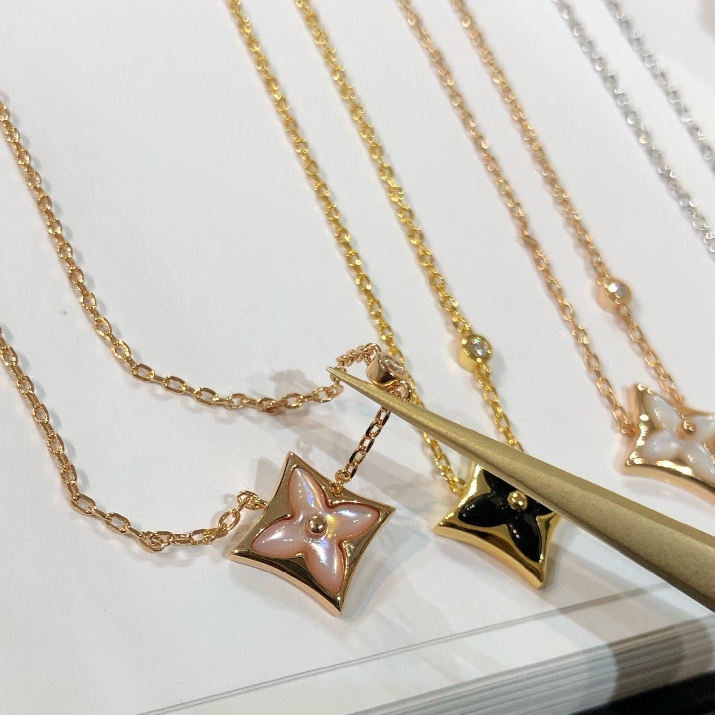 [：Polaidi Jewelry]STAR BLACK MOP NECKLACE