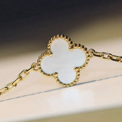 [：Polaidi Jewelry]CLOVER 20 MOTIFS WHITE MOP NECKLACE