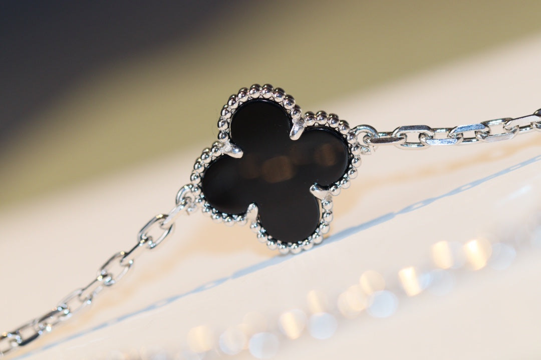 [Polaidi Jewelry]CLOVER 20 MOTIFS ONYX DIAMOND SILVER