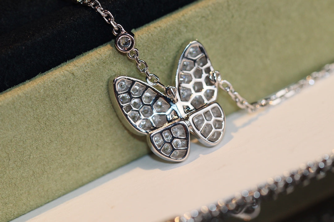 [Polaidi Jewelry]BUTTERFLY DIAMOND NECKLACE