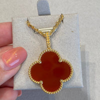 [Polaidi Jewelry ]CLOVER 25MM NECKLACE GOLD CARNELIAN
