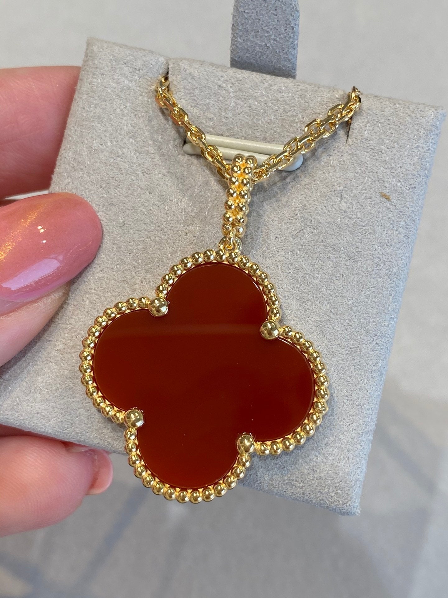 [：Polaidi Jewelry]CLOVER 25MM NECKLACE GOLD CARNELIAN