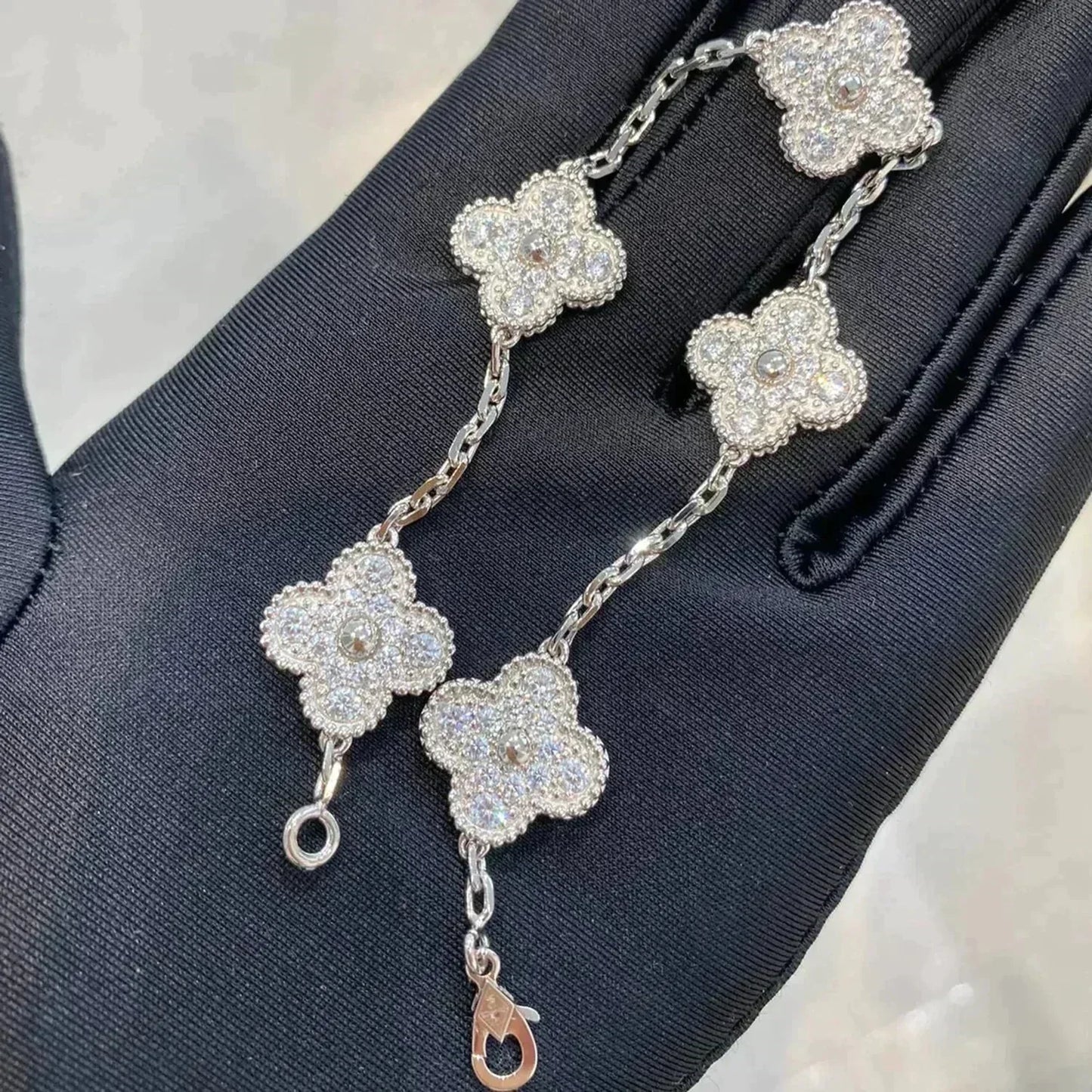 [Polaidi Jewelry] CLOVER 5 MOTIF FULL DIAMOND BRACELET COLLECTION