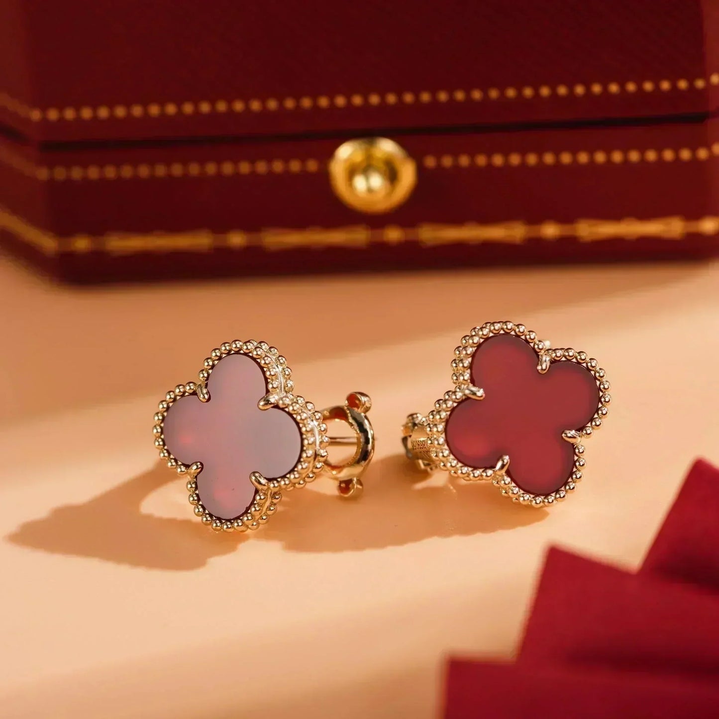 [Polaidi Jewelry]CLOVER MEDIUM 1 MOTIFS CARNELIAN  EARRINGS
