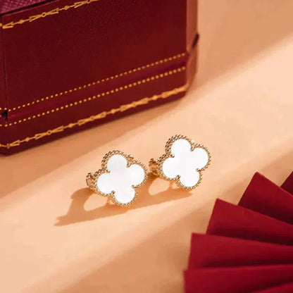 [Polaidi Jewelry]CLOVER MEDIUM 1 MOTIFS  WHITE MOP STUD EARRINGS