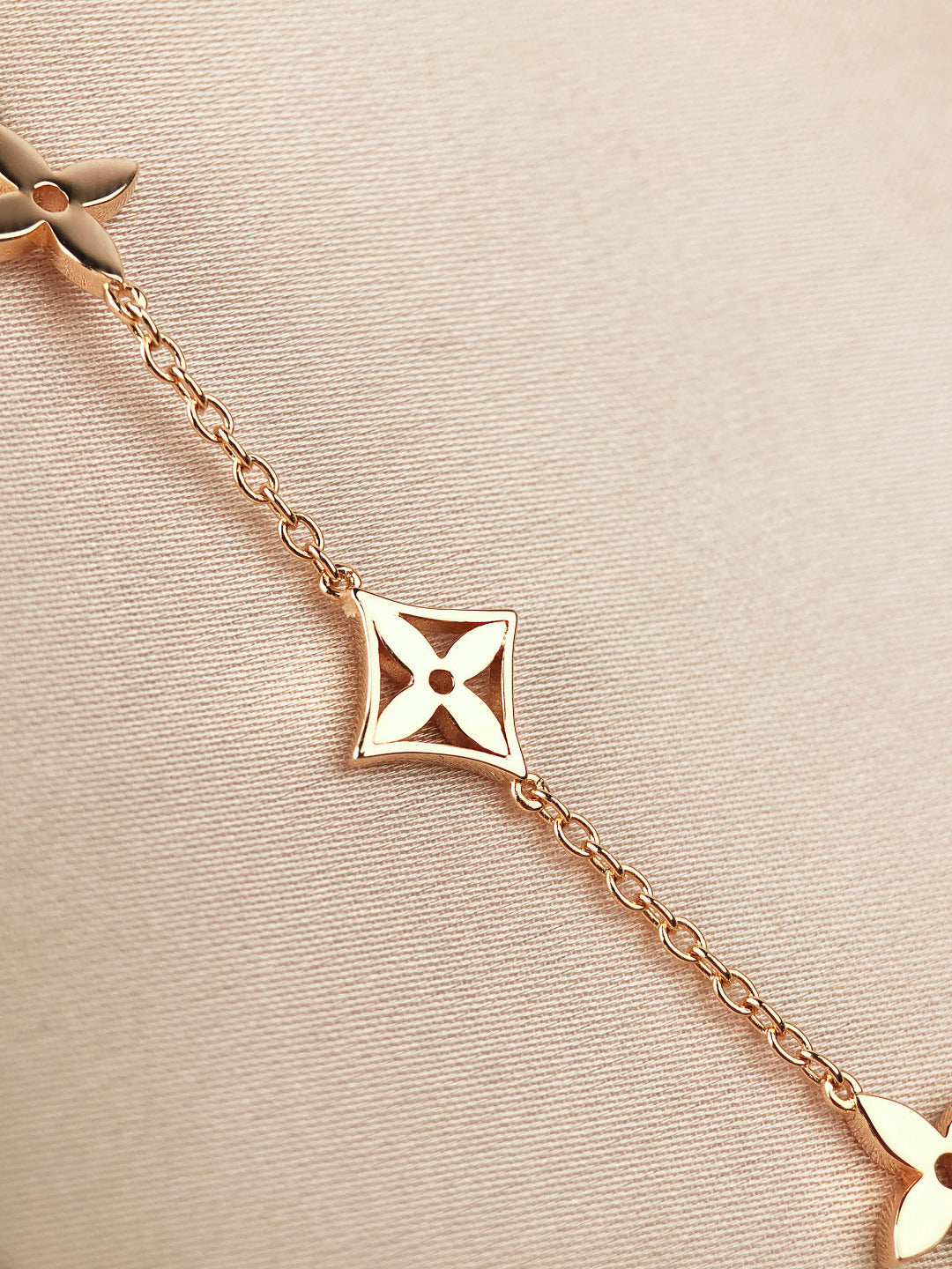 [Polaidi Jewelry]STAR AND SUN 7 MOTIFS GOLD BRACELET