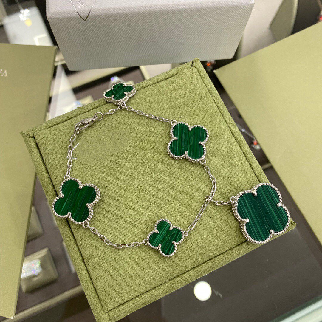 [：ポライディジュエリー]クローバー 5モチーフ シルバー マラカイト ブレスレット