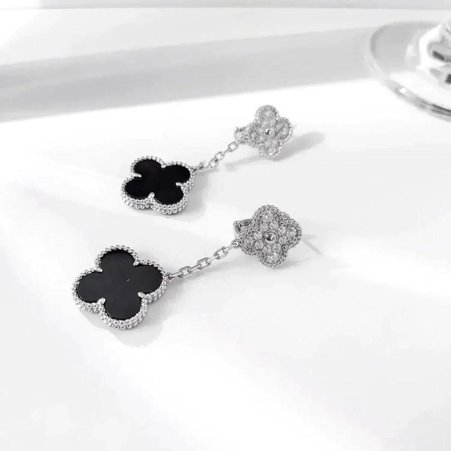 [Polaidi Jewelry]CLOVER 2 MOTIFS  DIAMOND ONYX EARRINGS SILVER