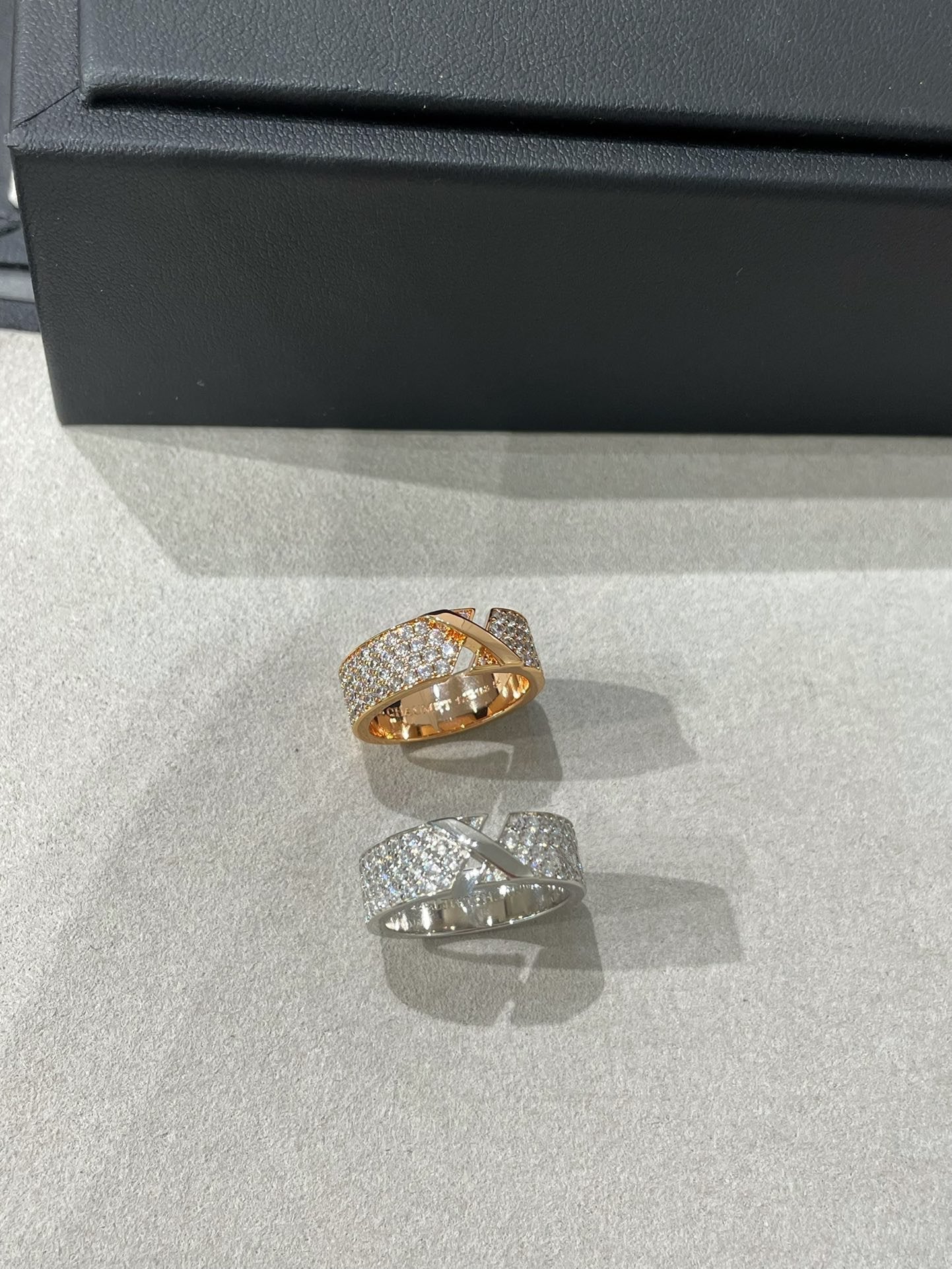 [：Polaidi Jewelry]LIENS EVIDENCE  DIAMOND PAVED RING