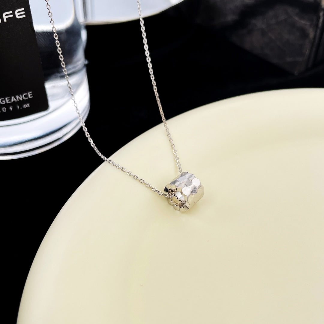 [：Polaidi Jewelry]BEE MINI PEDANT DIAMOND NECKLACE