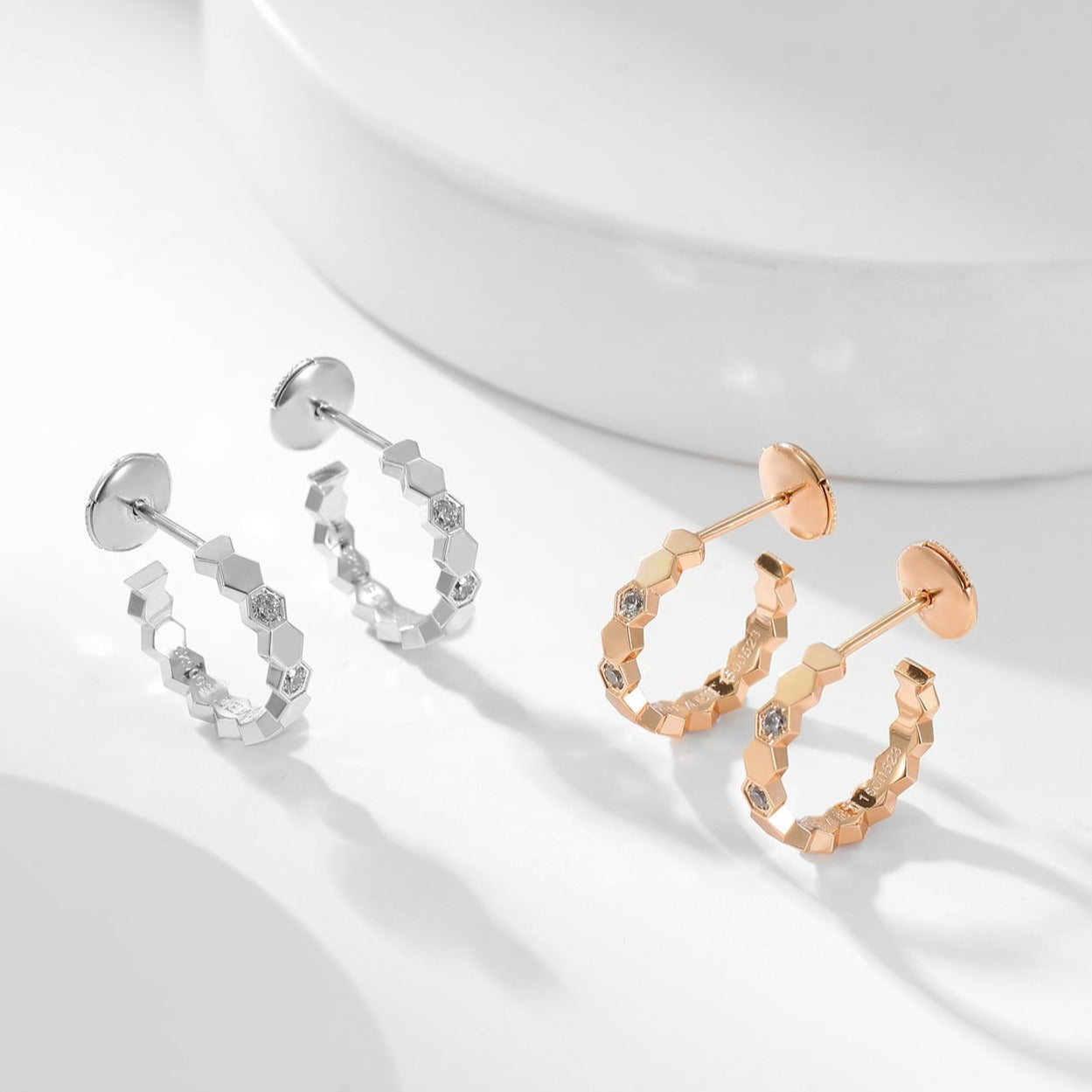 [Polaidi Jewelry]BEE LOVE DIAMOND HOOP EARRINGS