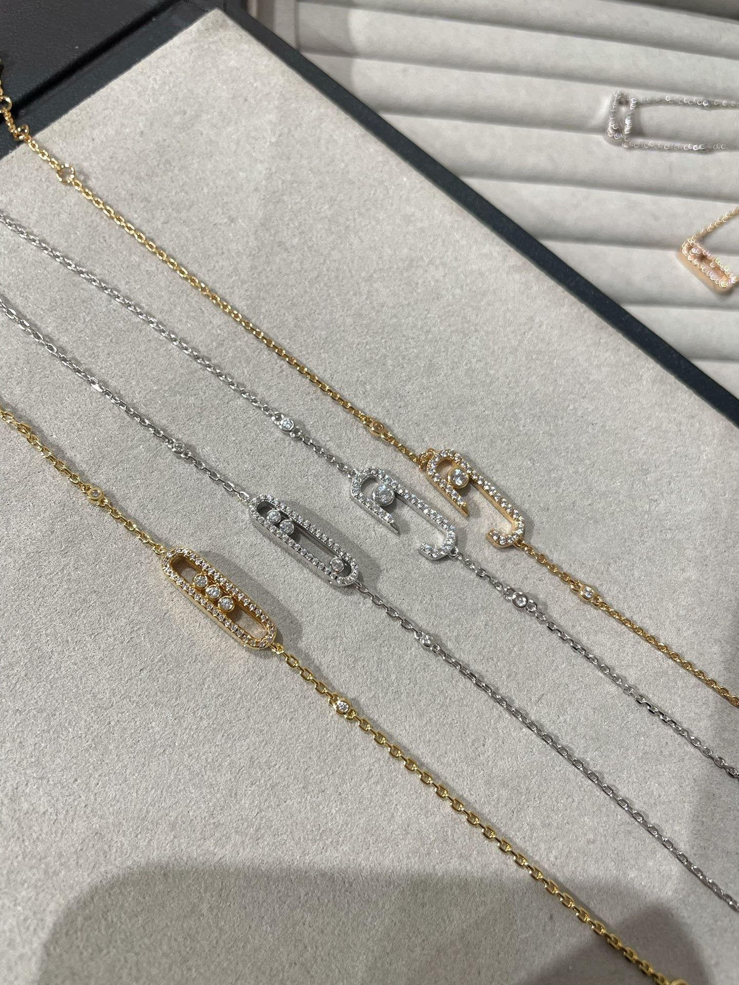 [Polaidi Jewelry]BABY MOVE DIAMOND BRACELET