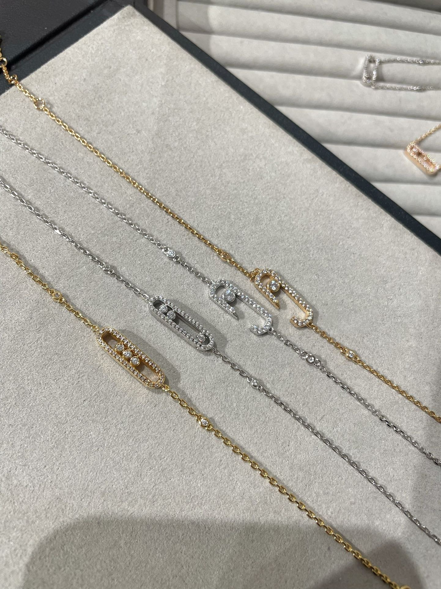 [Polaidi Jewelry]BABY MOVE DIAMOND BRACELET