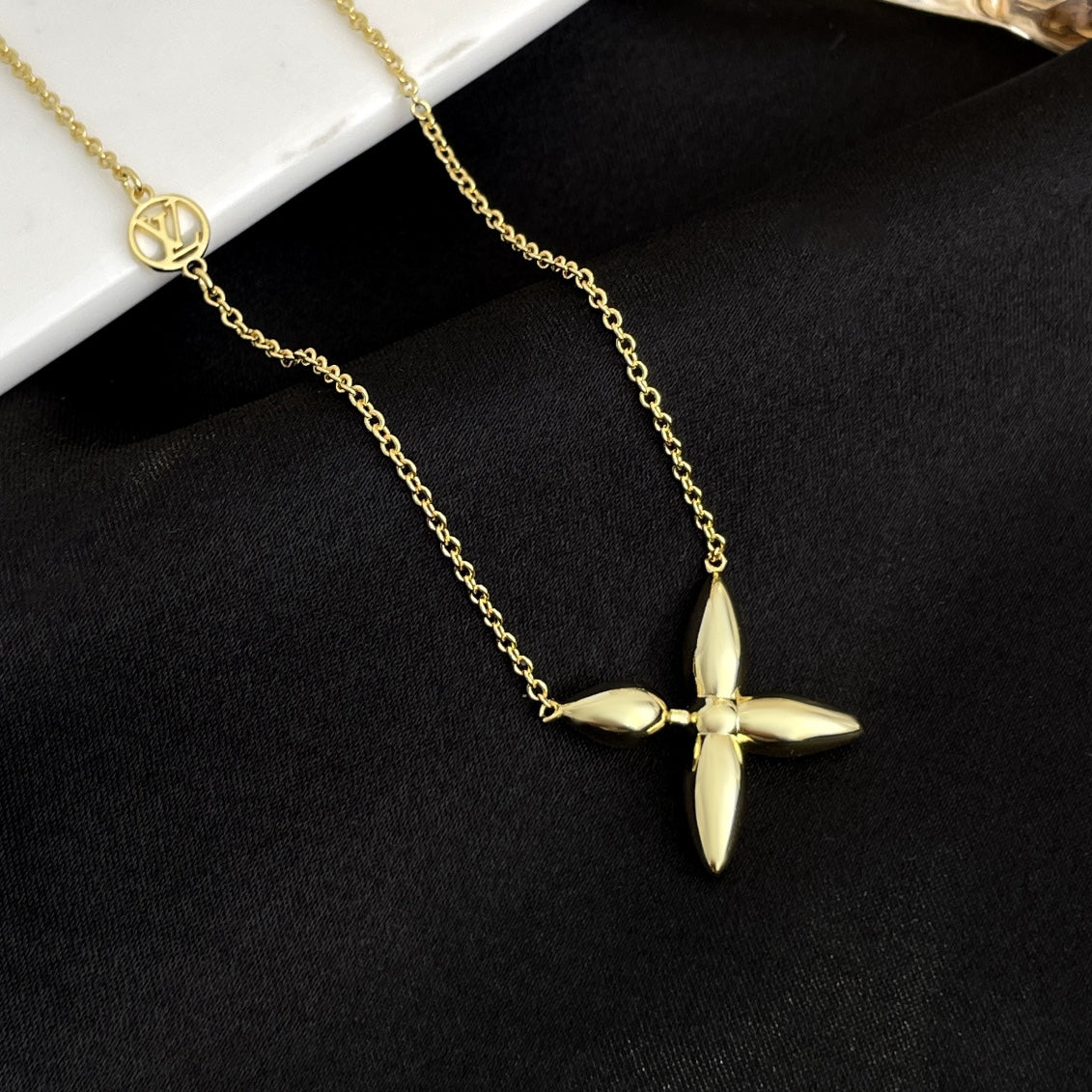 [Polaidi Jewelry]LOUISETTE GOLD NECKLACE