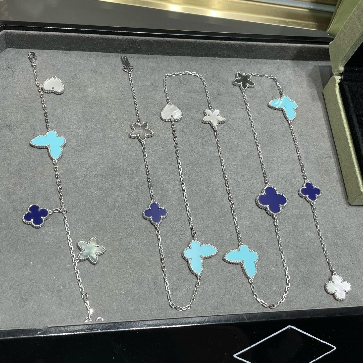 [：Polaidi Jewelry]LUCKY CLOVER SILVER 11 MOTIF NECKLACE